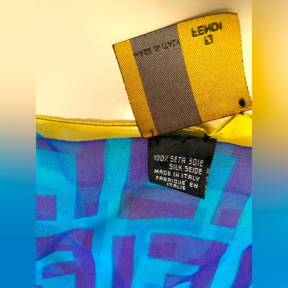 Fendi oversized silk scarf/ wrap Multi colored pink,blue,red,yellow, orange. - Picture 14 of 16